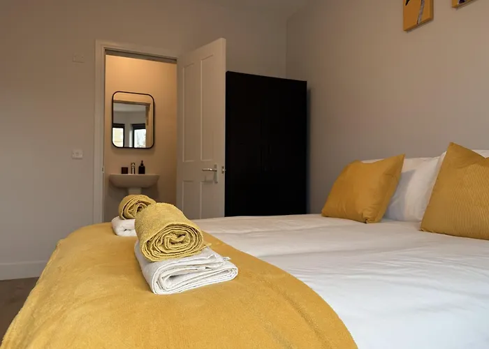 Buxton Road Suites